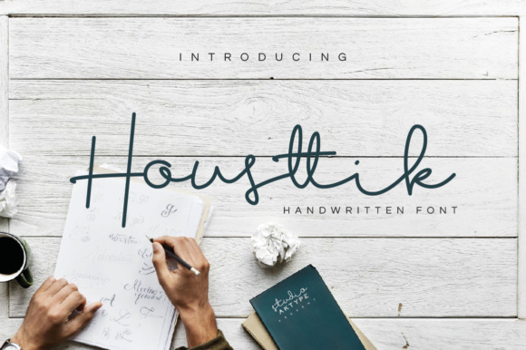 Housttik: A Script Font for Modern Digital Design